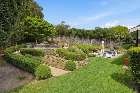 Exterior - 32 Edgewood Ave, Mill Valley, CA 94941 photo 12 of 20