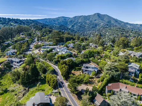 View/Area - 32 Edgewood Ave, Mill Valley, CA 94941 photo 3 of 4