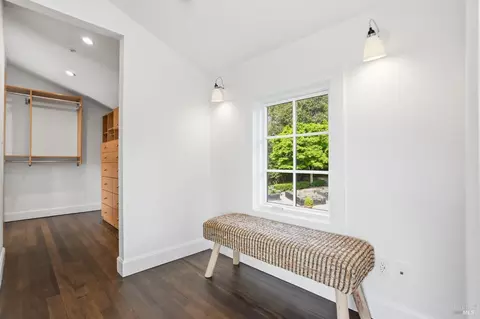 Entry Way - 32 Edgewood Ave, Mill Valley, CA 94941 photo 1 of 3