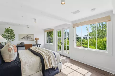 Bedroom - 32 Edgewood Ave, Mill Valley, CA 94941 photo 9 of 12