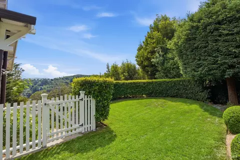 Exterior - 32 Edgewood Ave, Mill Valley, CA 94941 photo 13 of 20