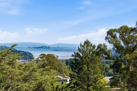 View/Area - 32 Edgewood Ave, Mill Valley, CA 94941 photo 2 of 4