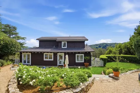 Exterior - 32 Edgewood Ave, Mill Valley, CA 94941 photo 10 of 20