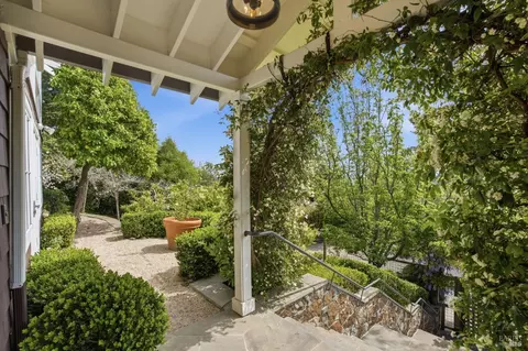 Exterior - 32 Edgewood Ave, Mill Valley, CA 94941 photo 4 of 20