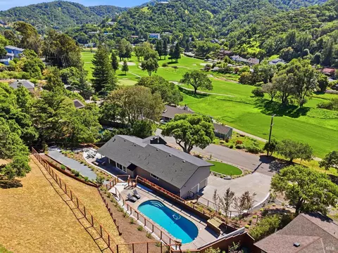 36 Capilano Dr, Novato, CA 94949