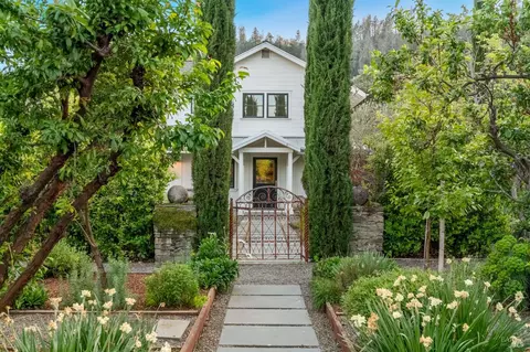 1181 York Ln, Saint Helena, CA 94574