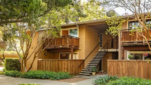 630 Arcadia Dr, Vacaville, CA 95687
