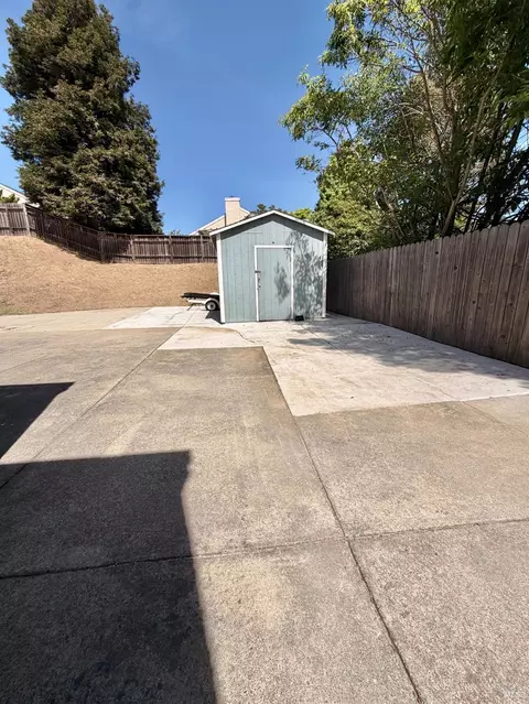 659 Rose Dr, Benicia, CA 94510 photo 24