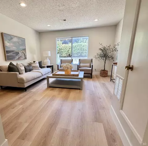 659 Rose Dr, Benicia, CA 94510 photo 10