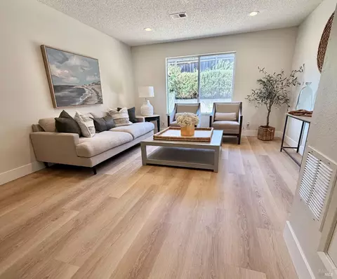 659 Rose Dr, Benicia, CA 94510 photo 9