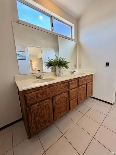 659 Rose Dr, Benicia, CA 94510 photo 19