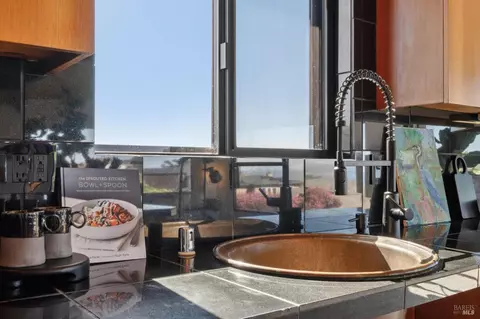 Kitchen - 557 Oceana Dr, Dillon Beach, CA 94929 photo 2 of 10