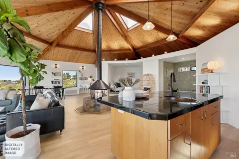 Kitchen - 557 Oceana Dr, Dillon Beach, CA 94929 photo 9 of 10