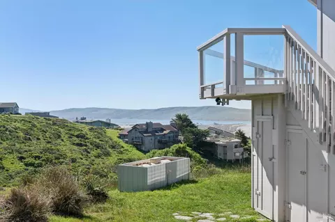 Exterior - 557 Oceana Dr, Dillon Beach, CA 94929 photo 11 of 14