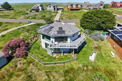 View/Area - 557 Oceana Dr, Dillon Beach, CA 94929 photo 12 of 16