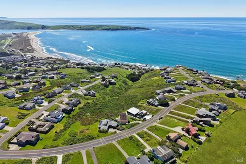 View/Area - 557 Oceana Dr, Dillon Beach, CA 94929 photo 11 of 16
