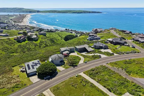 View/Area - 557 Oceana Dr, Dillon Beach, CA 94929 photo 8 of 16