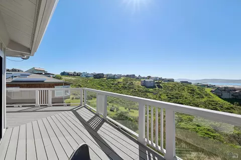 Exterior - 557 Oceana Dr, Dillon Beach, CA 94929 photo 4 of 14