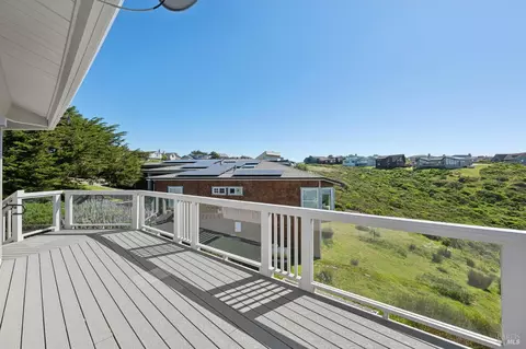 Exterior - 557 Oceana Dr, Dillon Beach, CA 94929 photo 6 of 14