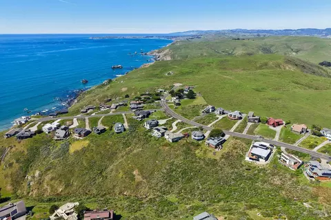 View/Area - 557 Oceana Dr, Dillon Beach, CA 94929 photo 9 of 16