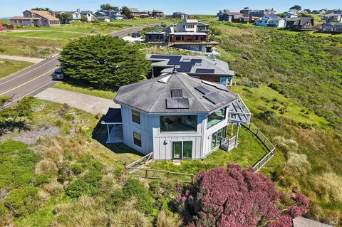 View/Area - 557 Oceana Dr, Dillon Beach, CA 94929 photo 14 of 16