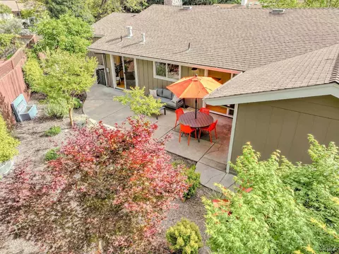 19331 Solano Ct, Sonoma, CA 95476 photo 40