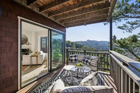Exterior - 369 Headlands Ct, Sausalito, CA 94965 photo 1 of 1