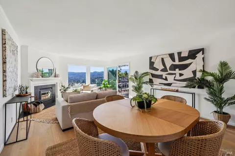 Dining - 369 Headlands Ct, Sausalito, CA 94965 photo 3 of 3
