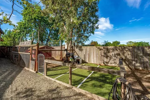 Exterior - 353 Patrick Ln, Windsor, CA 95492 photo 21 of 28