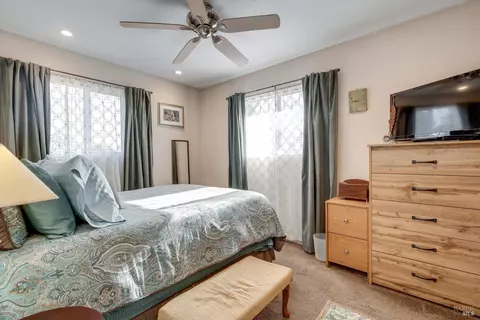 Bedroom - 353 Patrick Ln, Windsor, CA 95492 photo 4 of 5
