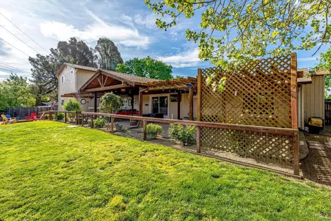 Exterior - 353 Patrick Ln, Windsor, CA 95492 photo 22 of 28