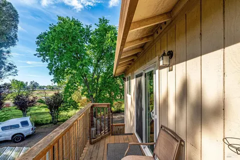 Exterior - 353 Patrick Ln, Windsor, CA 95492 photo 12 of 28