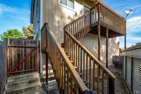 Exterior - 353 Patrick Ln, Windsor, CA 95492 photo 14 of 28