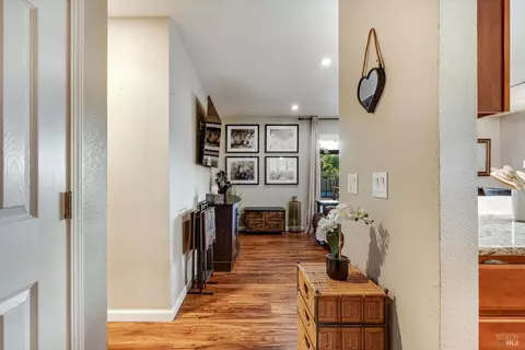 Entry Way - 353 Patrick Ln, Windsor, CA 95492 photo 1 of 1