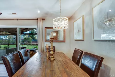 Dining - 353 Patrick Ln, Windsor, CA 95492 photo 1 of 2