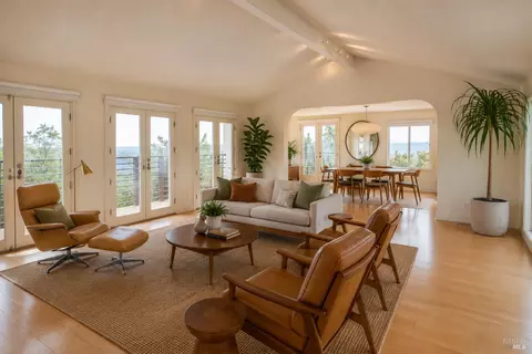 Living - 1163 Mountain Pine Rd, Cloverdale, CA 95425 photo 1 of 4