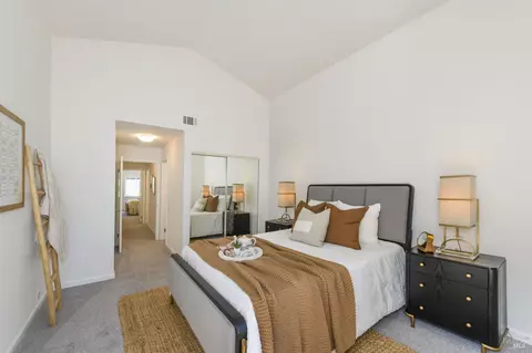 Bedroom - 137 Koch Rd, Corte Madera, CA 94925 photo 3 of 5