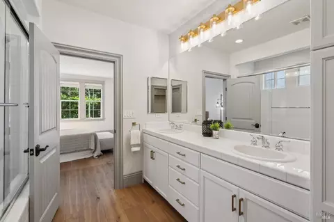Bath - 4193 Summer Gate Ave, Vallejo, CA 94591 photo 1 of 5