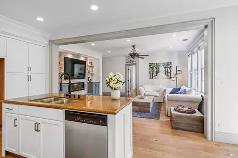 Kitchen - 4193 Summer Gate Ave, Vallejo, CA 94591 photo 4 of 4