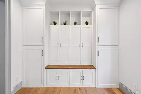 Entry Way - 4193 Summer Gate Ave, Vallejo, CA 94591 photo 8 of 19