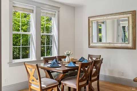 Dining - 4193 Summer Gate Ave, Vallejo, CA 94591 photo 5 of 6