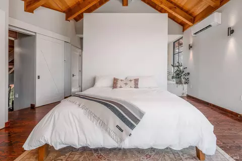 Bedroom - 4752 Burke Hill Dr, Ukiah, CA 95482 photo 3 of 8
