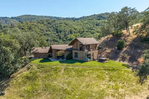 Exterior - 4752 Burke Hill Dr, Ukiah, CA 95482 photo 12 of 14