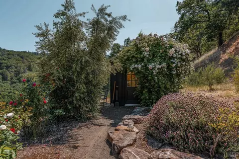 Exterior - 4752 Burke Hill Dr, Ukiah, CA 95482 photo 9 of 14
