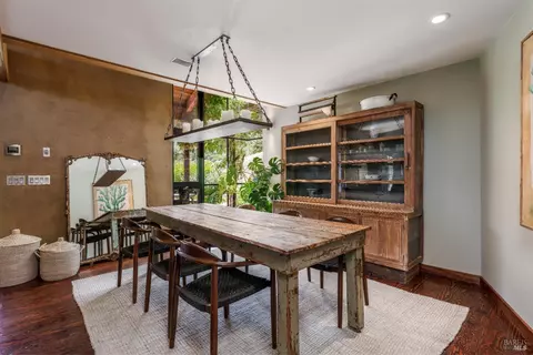 Dining - 4752 Burke Hill Dr, Ukiah, CA 95482 photo 3 of 3