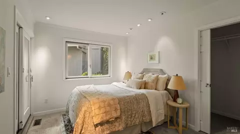 Bedroom - 301 Greene St, Mill Valley, CA 94941 photo 4 of 4