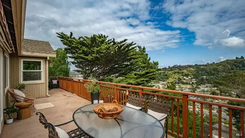 Exterior - 301 Greene St, Mill Valley, CA 94941 photo 3 of 6
