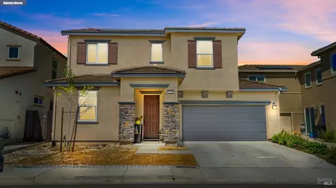 2350 Sheldon Dr, Fairfield, CA 94533