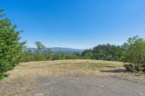 2717 Bennett Ridge Rd, Santa Rosa, CA 95404