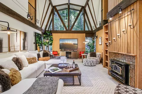 391 San Geronimo Valley Dr, San Geronimo, CA 94963